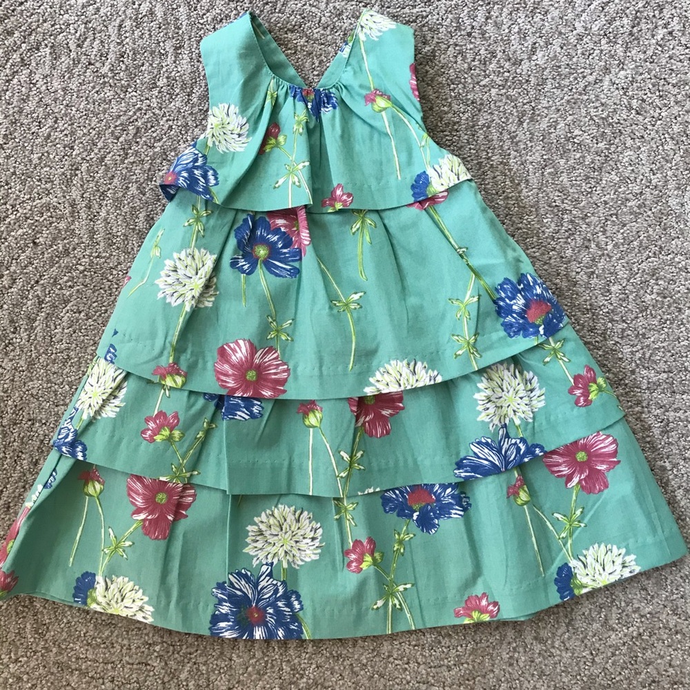 Neck & Neck Green layered dress size 18-24M.